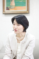 漆 紫穂子 学校改革を語る。