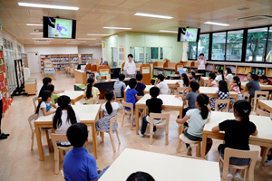 桐朋学園小学校で実践された「理科読」の授業