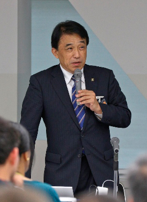 多久市長、全国ICT教育首長協議会会長 横尾俊彦氏