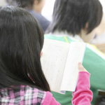 読書活動実践リポート特色ある取り組みと、その教育効果　小平市立花小金井小学校