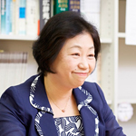 芳川 玲子　子どもの折れやすい心を語る。対策には、学校と家庭が一緒に子育てしようという意識改革が必要