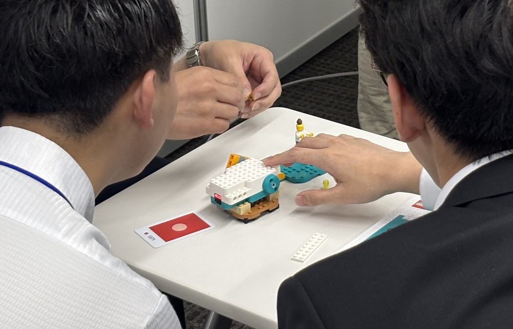 ハンズオンで対話的な学びを促す理科教材「レゴ® エデュケーション サイエンス」