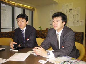 お話をお聞きしたPFUの方々 左:プロダクト本部 渡辺 裕之さん 右:プロダクト本部 二口 治さん